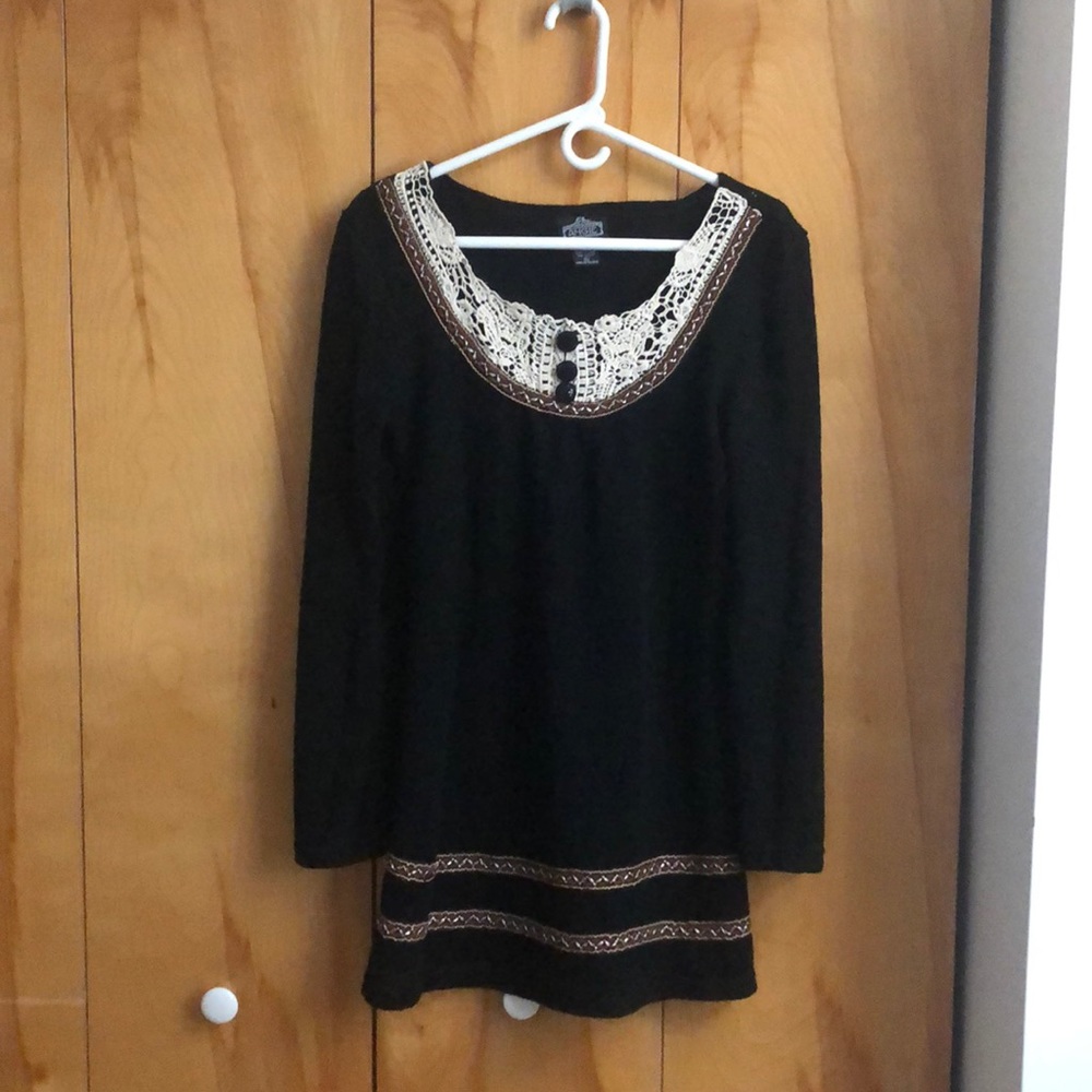 Angie mini sweater dress with lace detailing Lrg